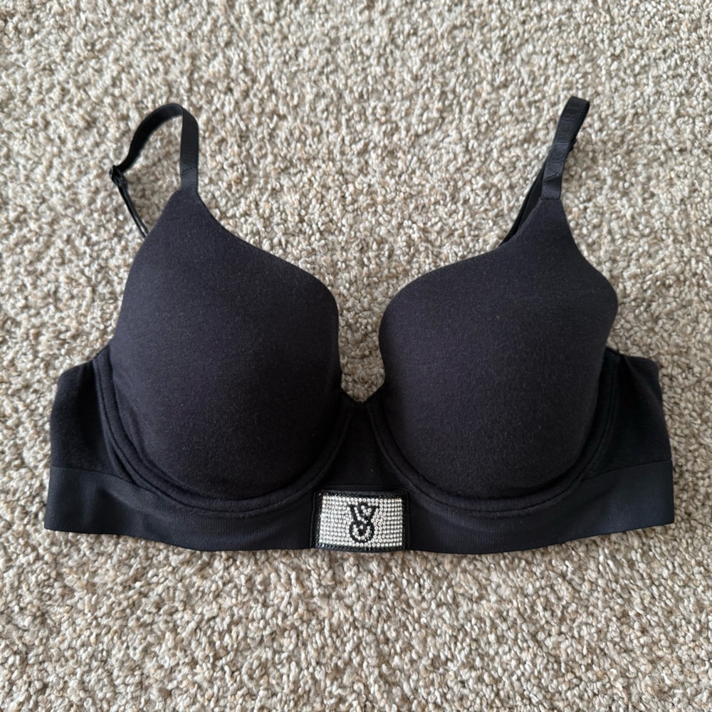 Victoria's Secret T-Shirt Bras (2)